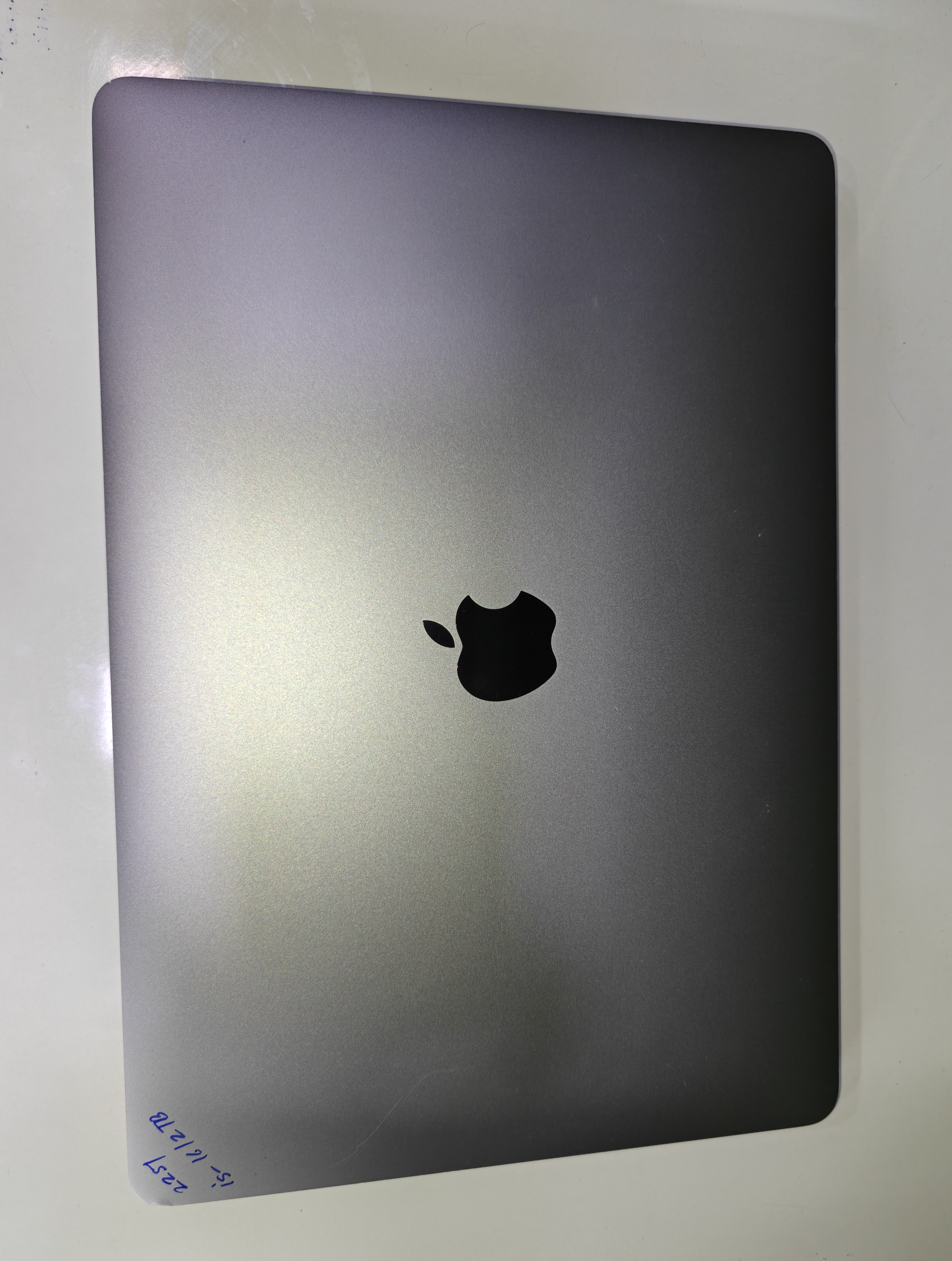 Apple Macbook Pro A2251 i5