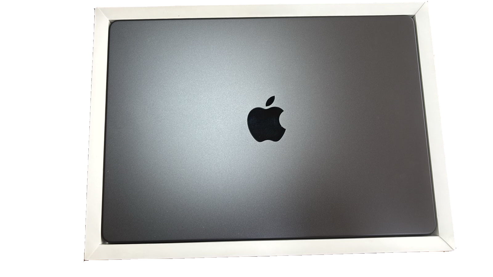 Apple Macbook Pro M5